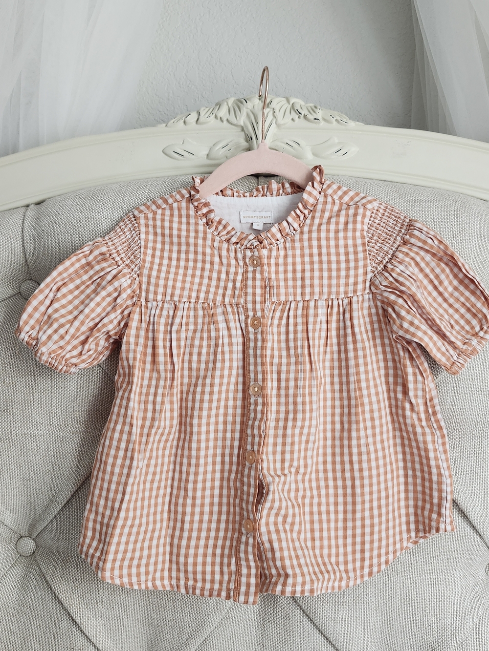 Sportscraft Au Smocked Puff-Sleeve Gingham Blouse — Cream & Tan